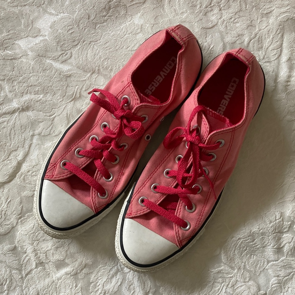 Converse All Star Women's Bright Pink Sneakers 10
